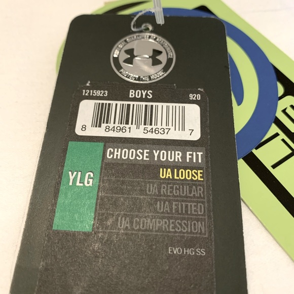 NWT Under Armour youth performance top - Picture 5 of 6